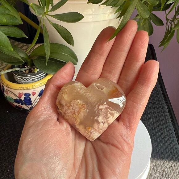 Flower Agate Heart Carving (#1)‎ - Picture 2 of 14